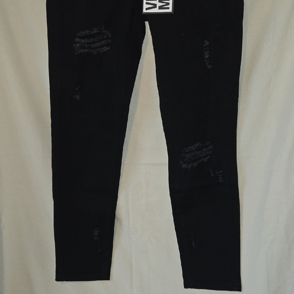 Almost Famous Black Distressed Vintage Mom Jeans Size 0 - Picture 2 of 8